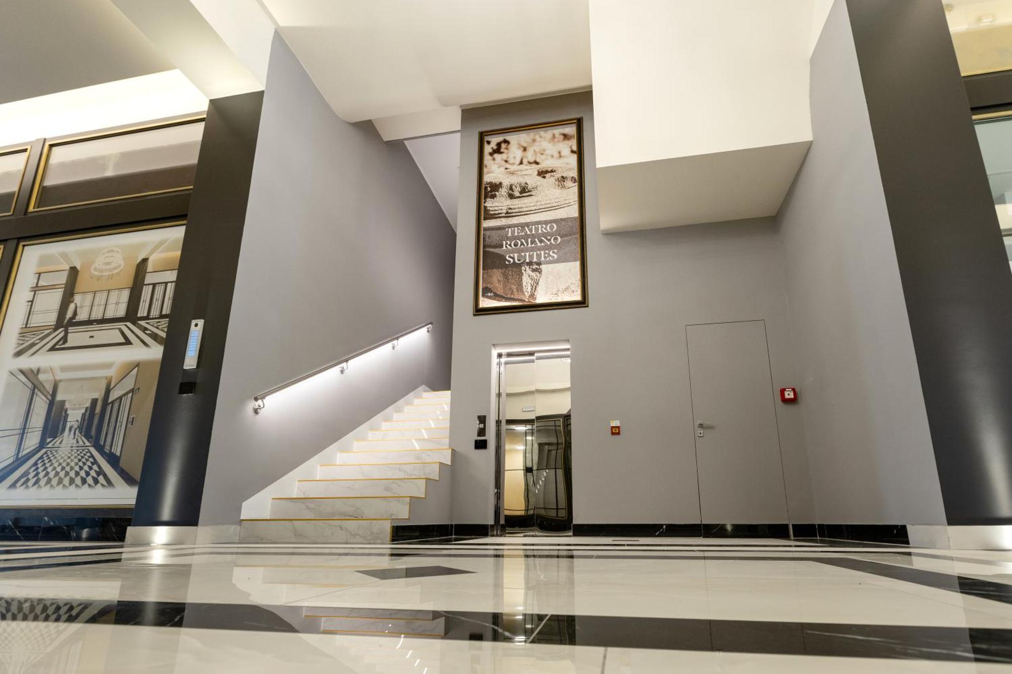 Teatro Romano Exclusive Suites Trieste Exterior foto